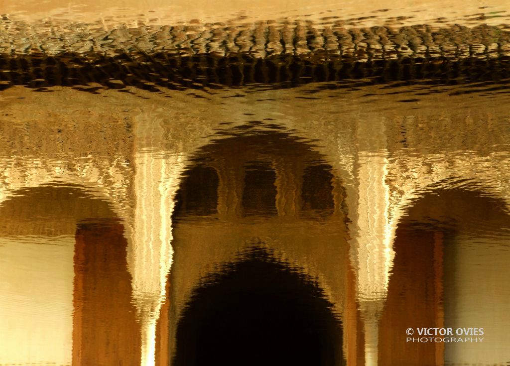 Comares Quartyard (Reflection)